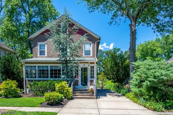23 Rose St, Metuchen Boro, NJ 08840