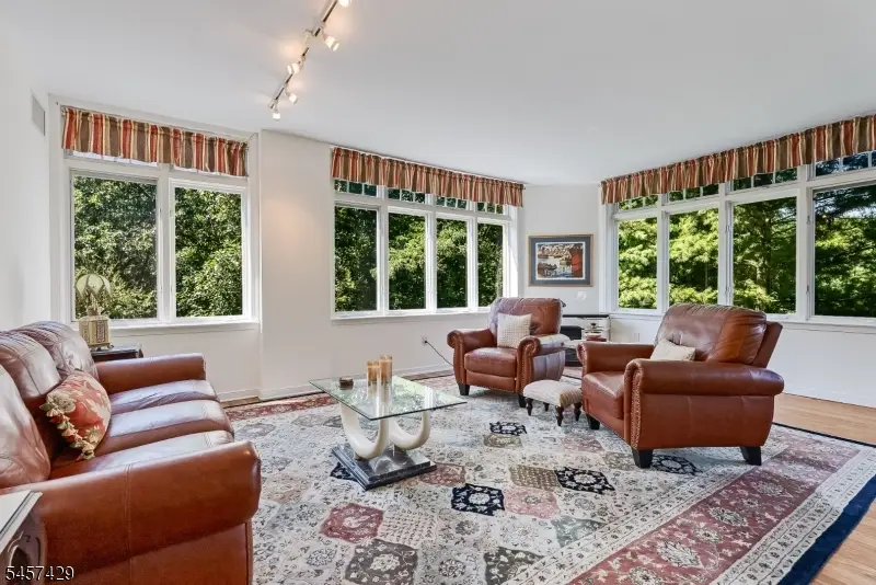 616 S Orange Ave, 4d #D, Maplewood, NJ 07040 - #1