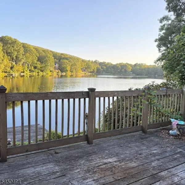 54 Horseshoe Dr, Oak Ridge, NJ 07438 - #2