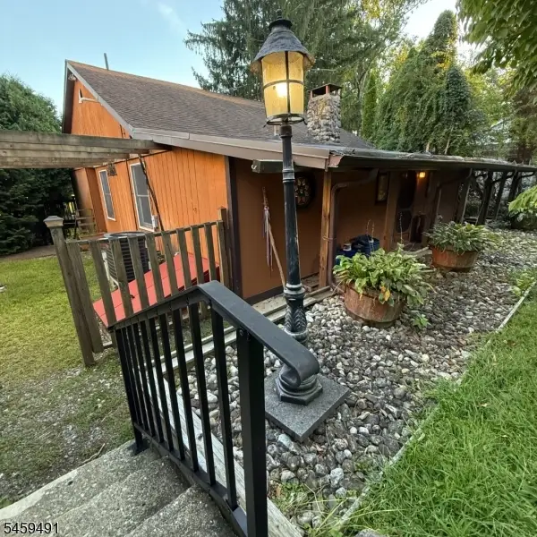 54 Horseshoe Dr, Oak Ridge, NJ 07438 - #3