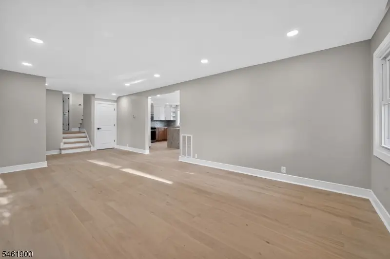 183 Jefferson Ave, Emerson, NJ 07630 - #3