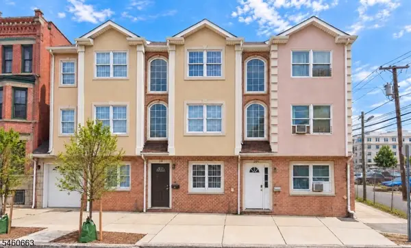 20 E Kinney St, Newark City, NJ 07102