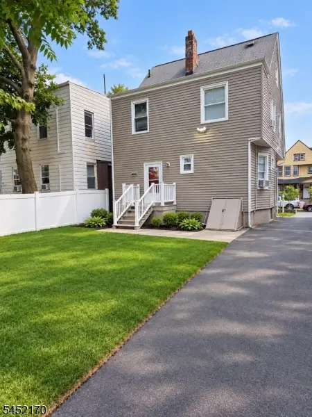 4 Hawthorne Pl, East Orange, NJ 07018 - #2