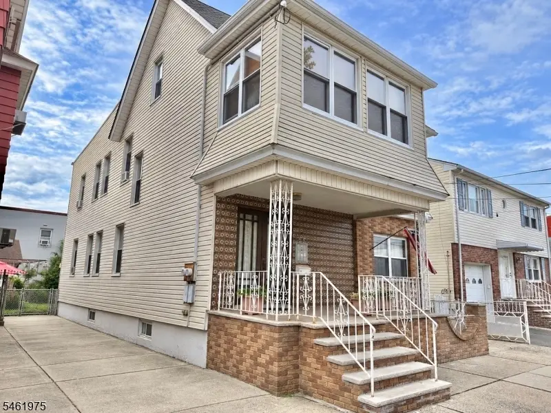 53 Garrison St, Newark, NJ 07105 - #2