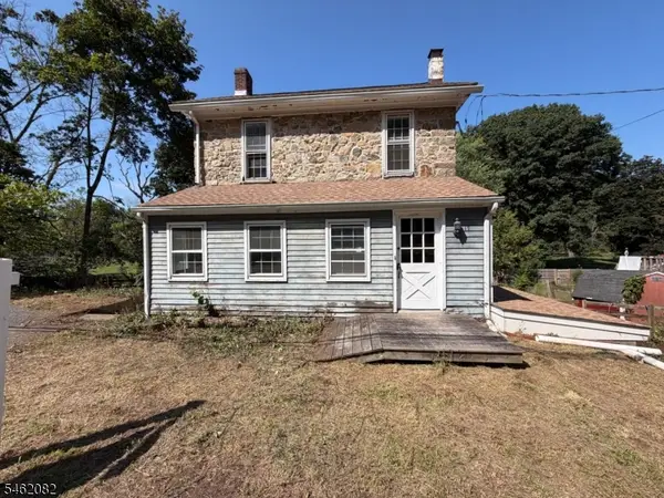 17 Musconetcong River Rd, Lebanon Twp., NJ 08827
