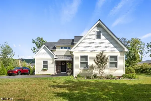636 Willow Grove St, Hackettstown Town, NJ 07840