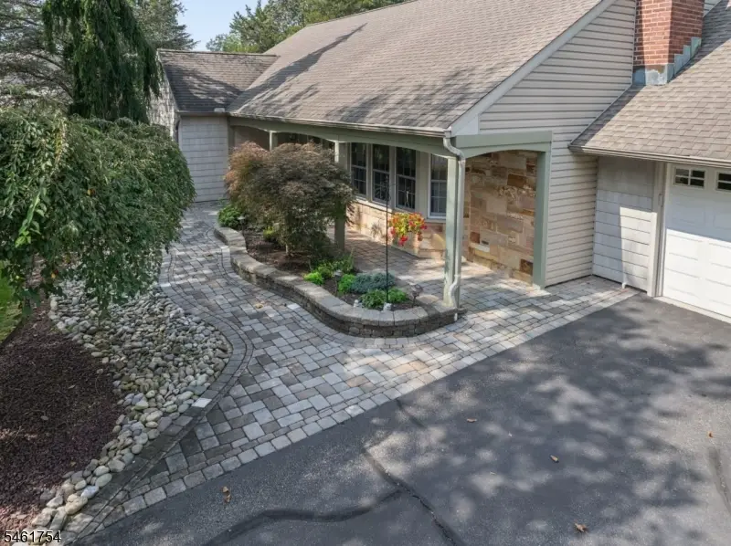 34 Hughes Rd, Franklin, NJ 08873 - #2