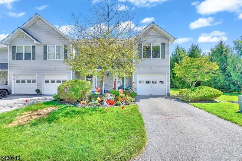 17 Beechmont Ter, Hamburg, NJ 07419 - #2