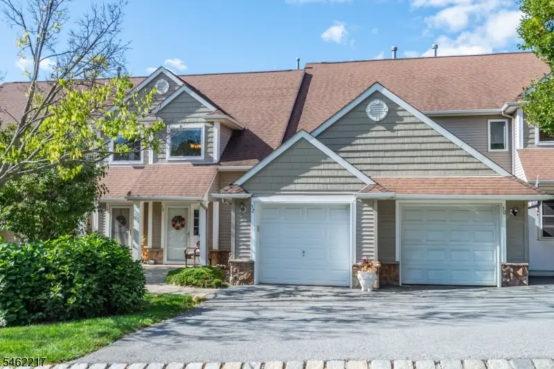 52 Bourne Ci, Hamburg, NJ 07419 - #3