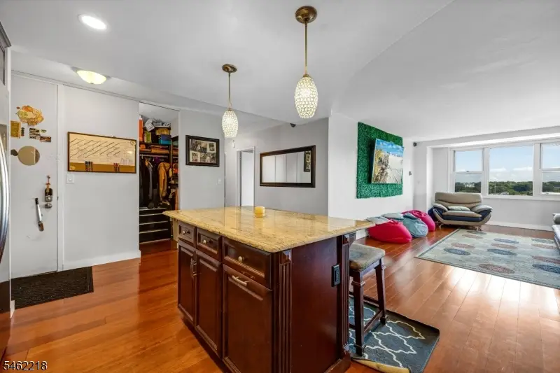 555 North Ave #11E, Fort Lee, NJ 07024 - #2