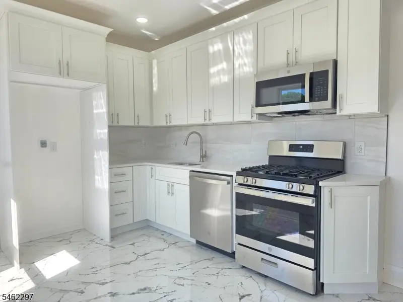 112 Arthur St, Linden, NJ 07036 - #3
