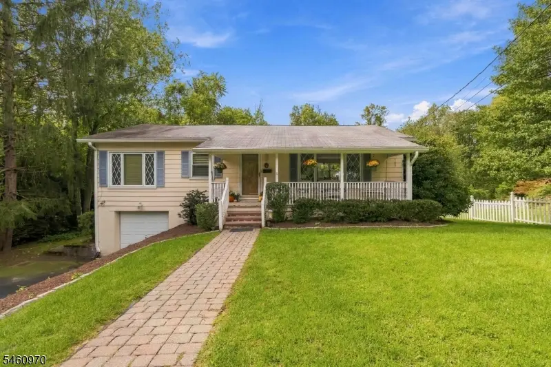 16 Prospect Pl, Morris, NJ 07960 - #1