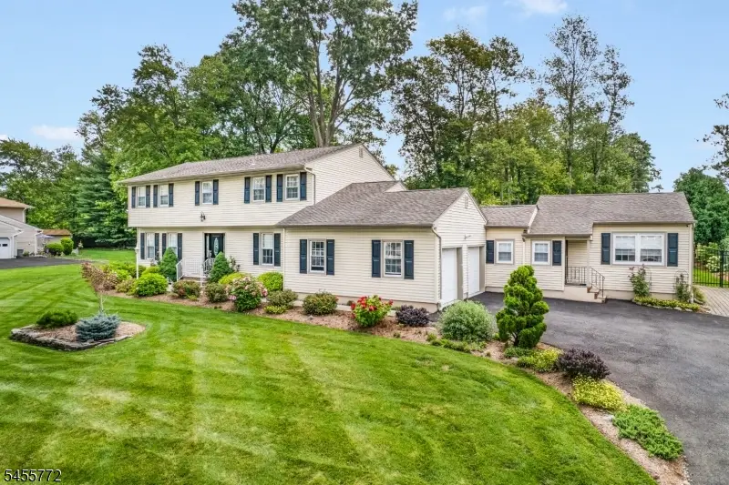 6 Selmar Ter, East Hanover, NJ 07936 - #1