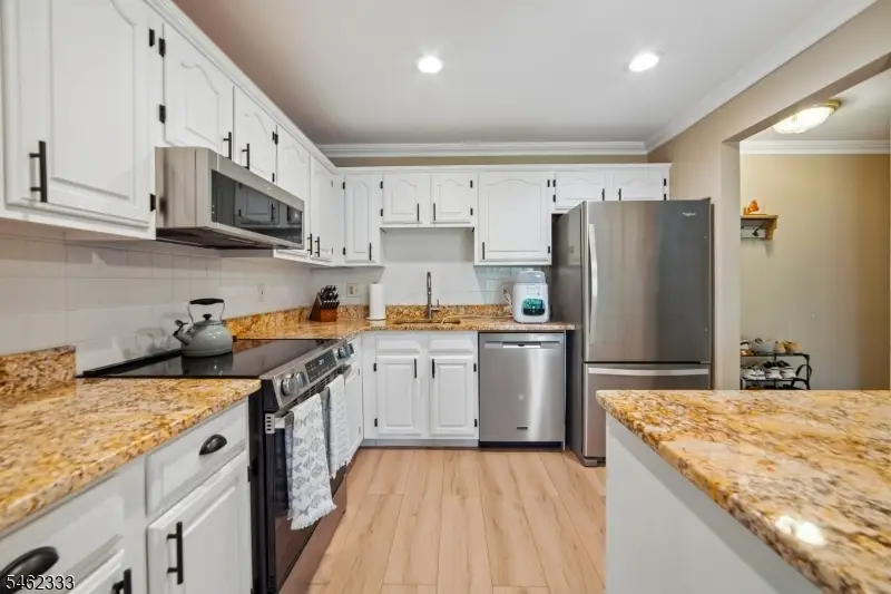 275 Potomac Dr, Bernards, NJ 07920 - #2