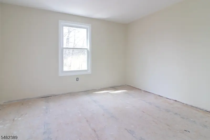 196 Lower Unionville Rd, Wantage, NJ 07461 - #3