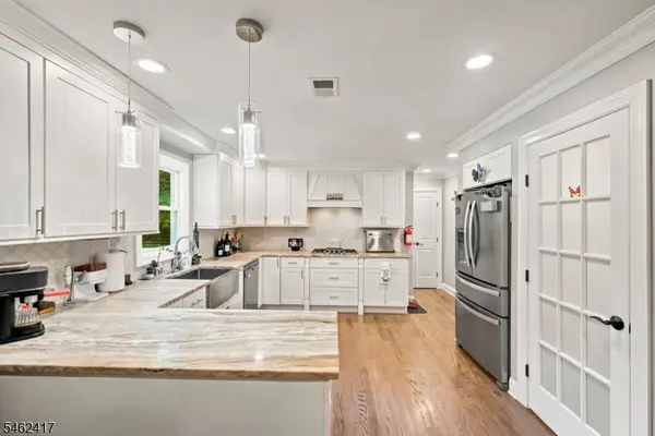 225 Hockenbury Rd, Hillsborough Twp., NJ 08844