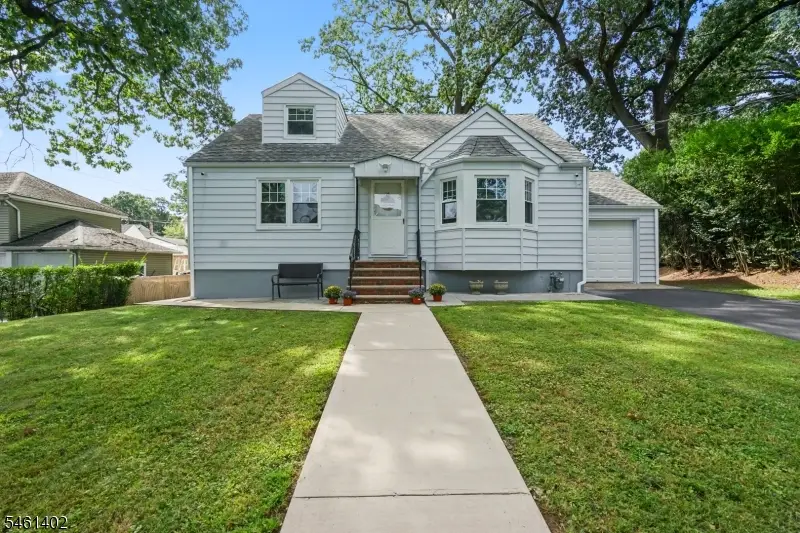 15 Oak Ridge Ave, Nutley, NJ 07110 - #1