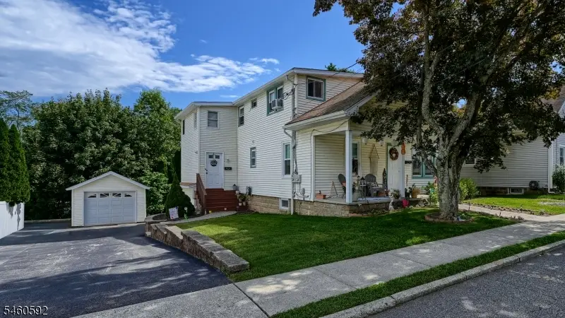 14 Pearl St, Bloomingdale, NJ 07403 - #1