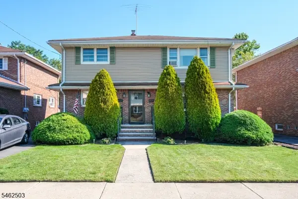 34 Cottage Pl, Garfield City, NJ 07026