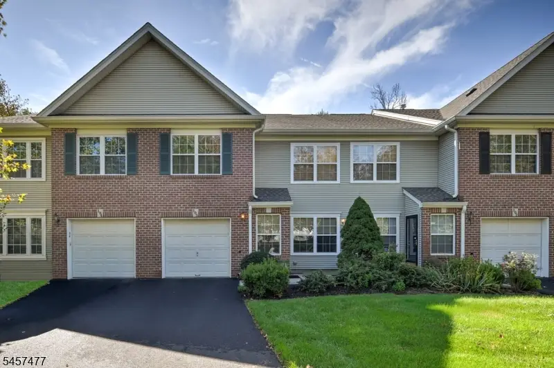 103 Cricket Hill Cir, Heathcote, NJ 08540 - #1
