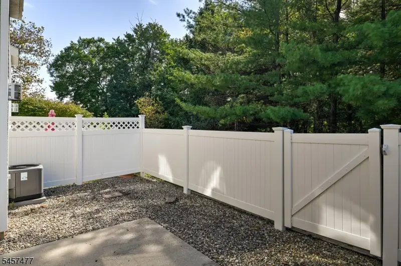 103 Cricket Hill Cir, Heathcote, NJ 08540 - #3