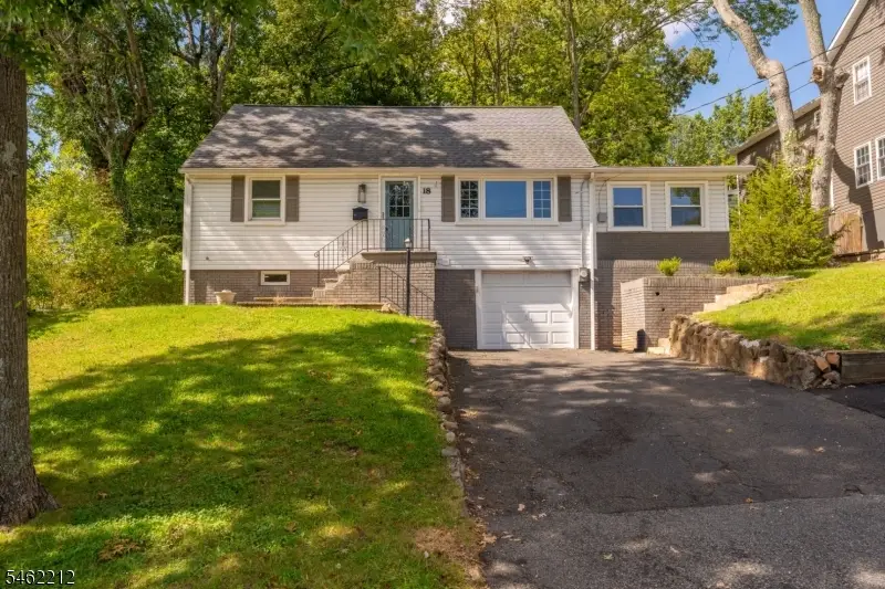 18 Lorelei Rd, West Orange, NJ 07052 - #1