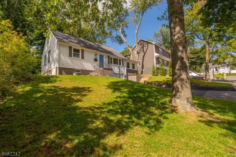 18 Lorelei Rd, West Orange, NJ 07052 - #3
