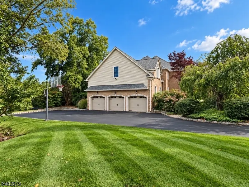 20 Kingsbrook Ct, Randolph, NJ 07945 - #3