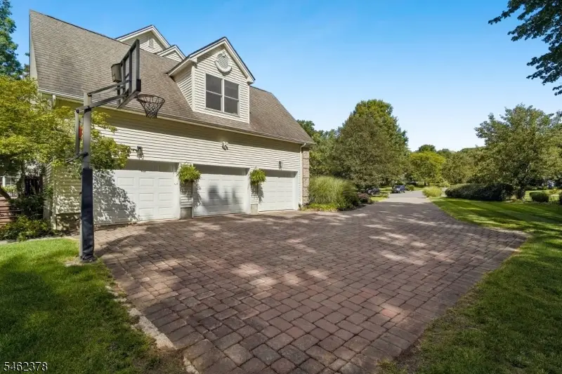 26 Morrison St, Basking Ridge, NJ 07920 - #3