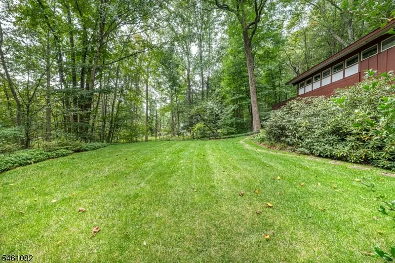 17 Brook Dr, Chester, NJ 07930 - #3
