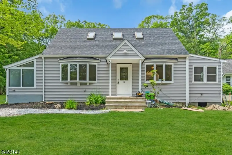 5 3rd St, Frankford, NJ 07826 - #1