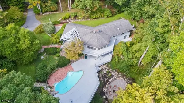 107 Mohican Rd, Blairstown Twp., NJ 07825