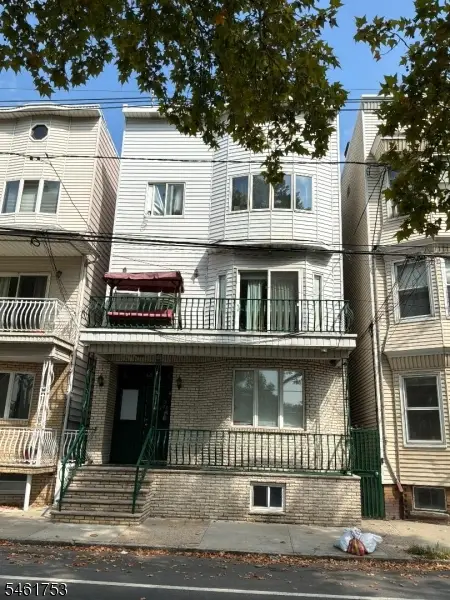 321 Walnut St, Newark City, NJ 07105