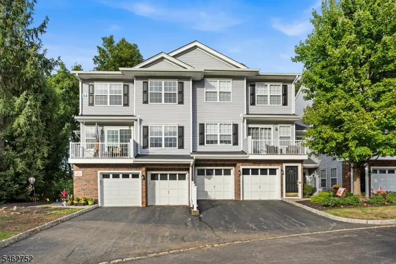 3401 Scenic Ct, Denville, NJ 07834 - #1