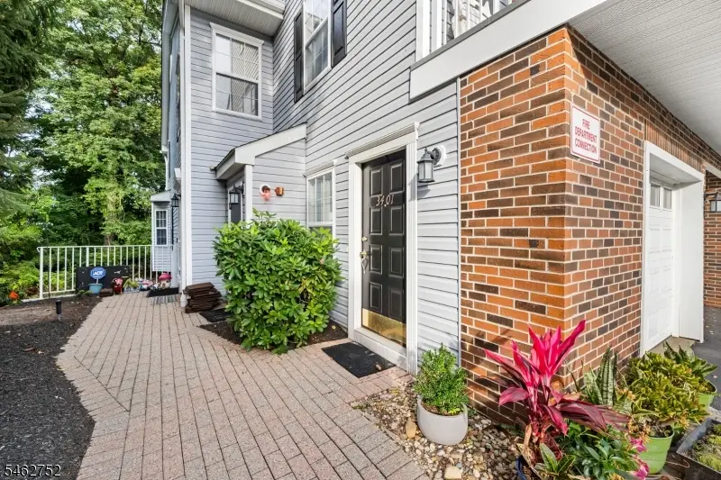3401 Scenic Ct, Denville, NJ 07834 - #2