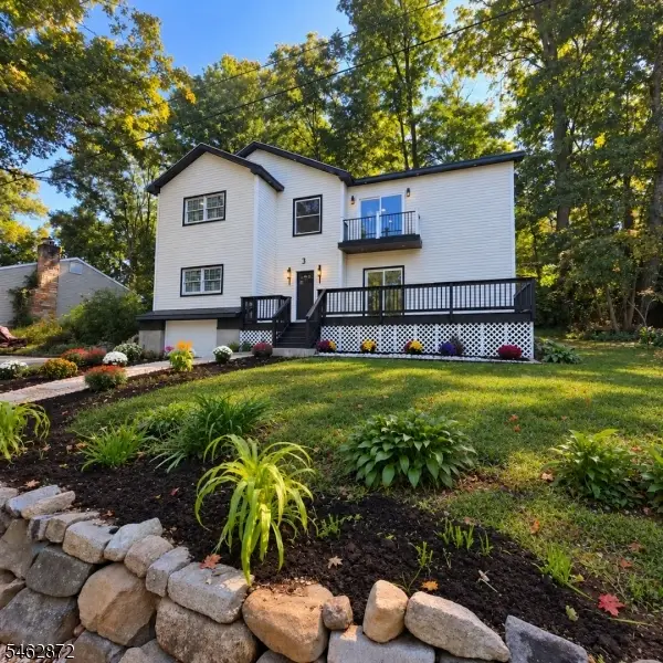 3 Larch Dr, Stockholm, NJ 07460 - #2