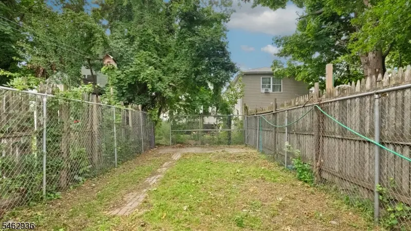 265 S 18th St, Newark, NJ 07103 - #2