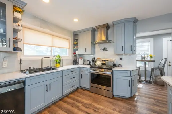 16 Eagle Ter, West Orange Twp., NJ 07052
