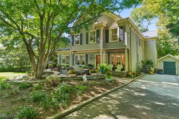 52 Division Avenue, Summit City, NJ 07901