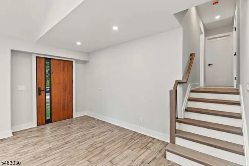38-28 Brookside Ave, Fair Lawn, NJ 07410 - #3