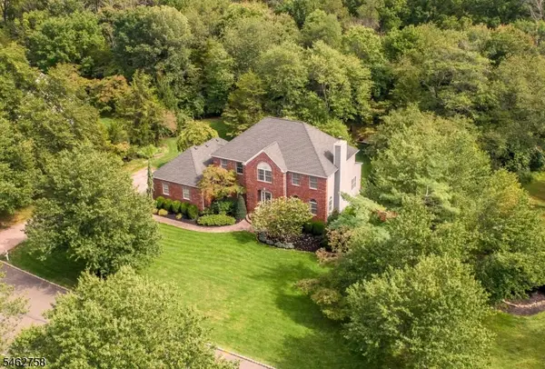 79 Bernard Dr, Bernards Twp., NJ 07920