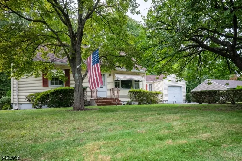 2281 Morse Ave, Scotch Plains, NJ 07076 - #2