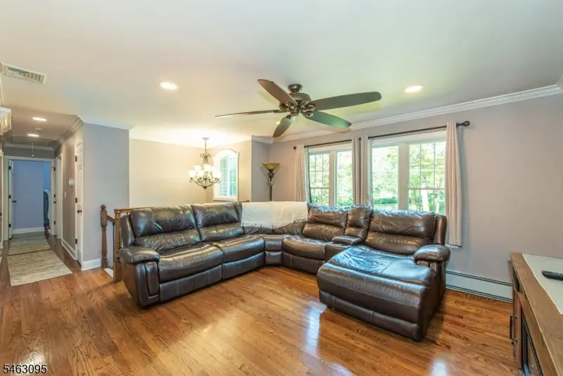 33 Lakeside Ave, Bloomingdale, NJ 07403 - #3