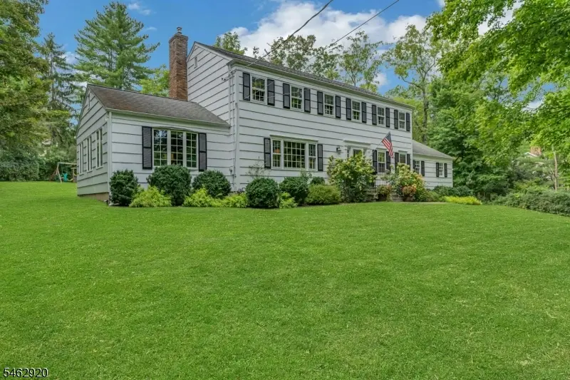 122 N Maple Ave, Basking Ridge, NJ 07920 - #3
