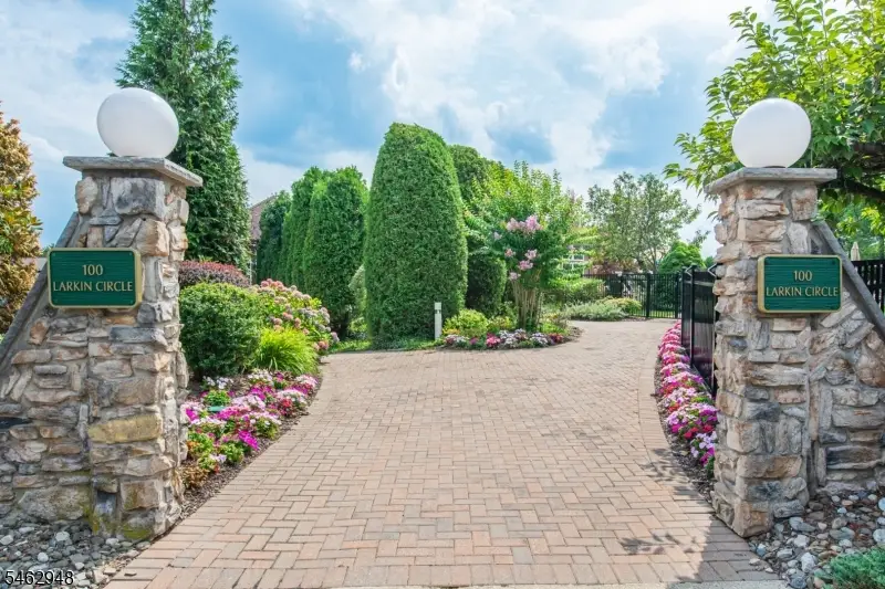 61 Colton Cir #61, West Orange, NJ 07052 - #3