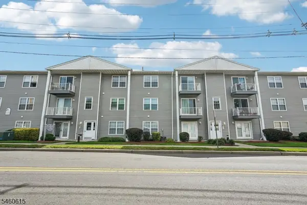 300 Schuyler Ave #16, Kearny Town, NJ 07032