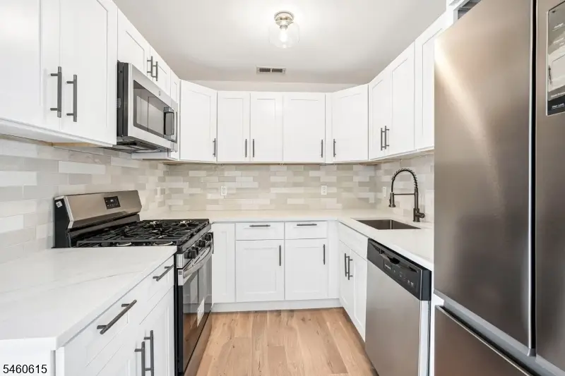 300 Schuyler Ave #16, Kearny, NJ 07032 - #2