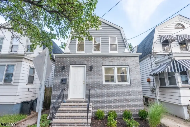 94 Washington Ave, Irvington, NJ 07111 - #1