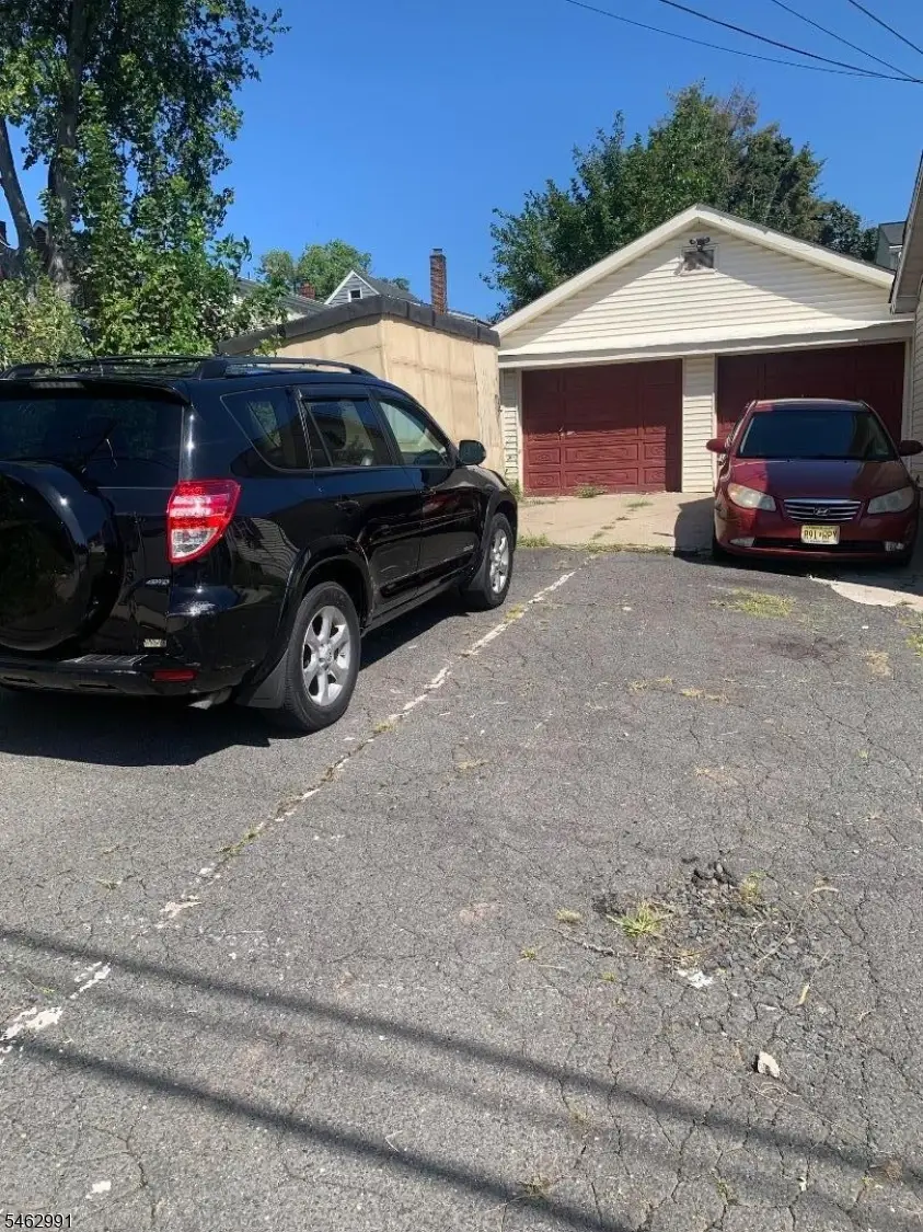 313 Stuyvesant Ave, Newark, NJ 07106 - #2