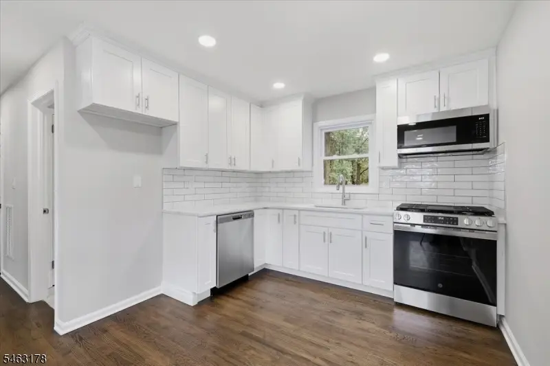 127 Brahma Ave, Bradley Gardens, NJ 08807 - #3